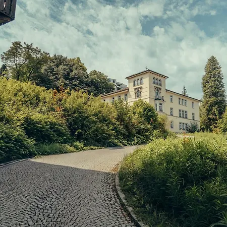アパート Neu Schwerzenbach 